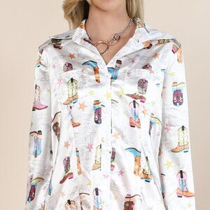 Boot Scootin’ Chic: Silk Button-Down for Country Nights